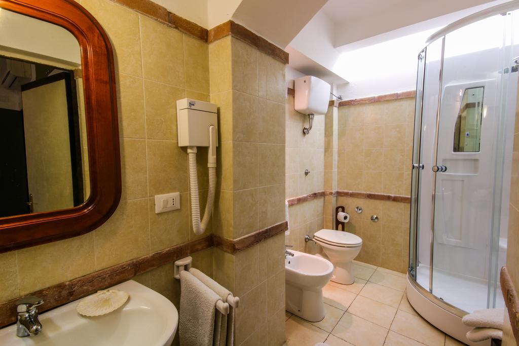 Al Cortiletto Hotell Reggio di Calabria Rom bilde